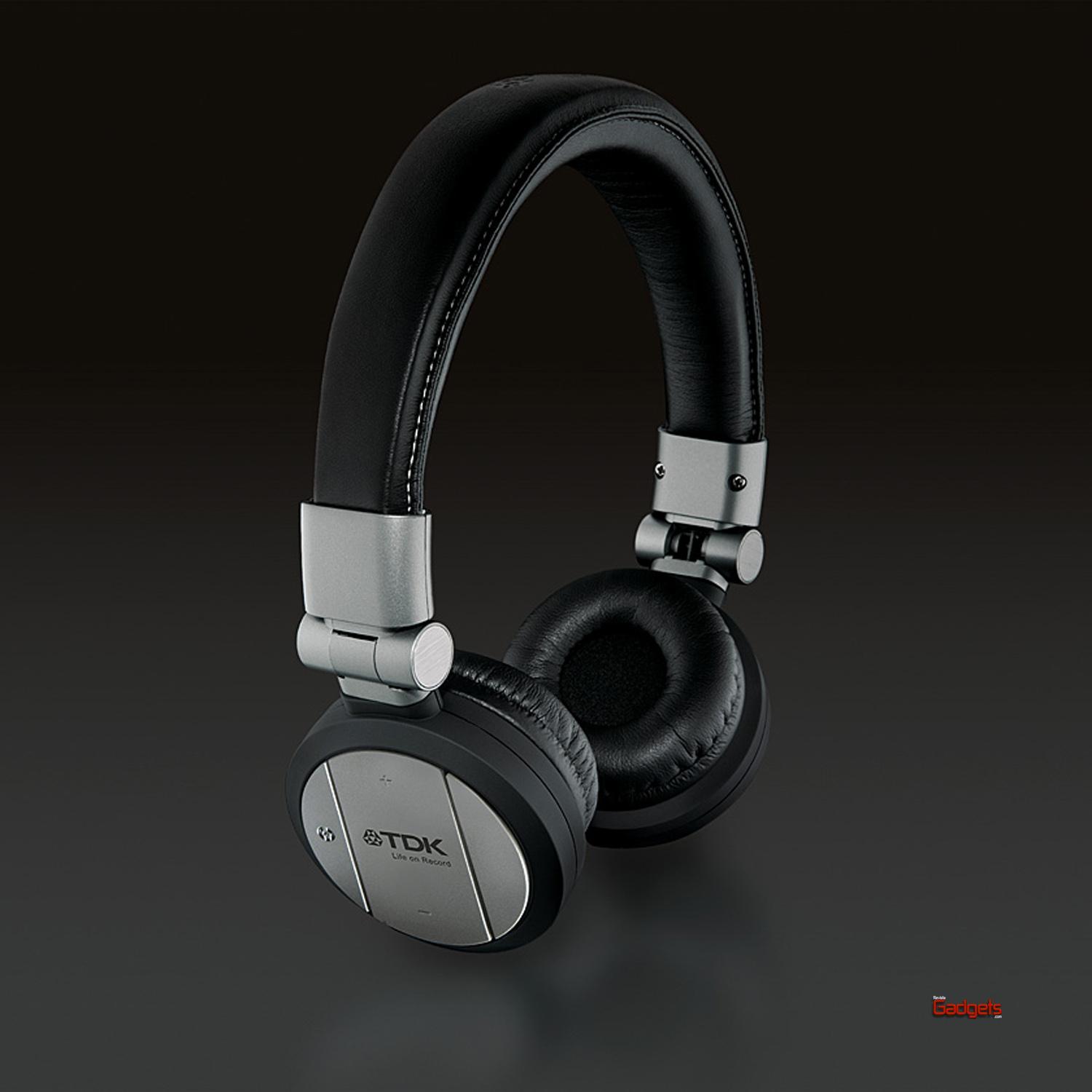 Disfruta del mejor sonido sin cables con los Audífonos inalámbricos WR700 de TDK