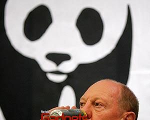 Coca-Cola se compromete a devolver a la naturaleza cada gota de agua que usa