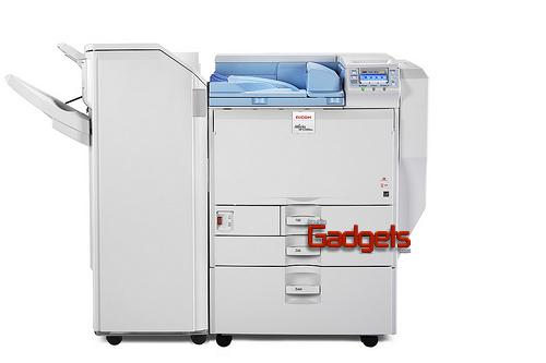 Ricoh ampl&iacute;a las capacidades de producci&oacute;n en los departamentos de marketing y publicidad con su Impresora SP C821DN