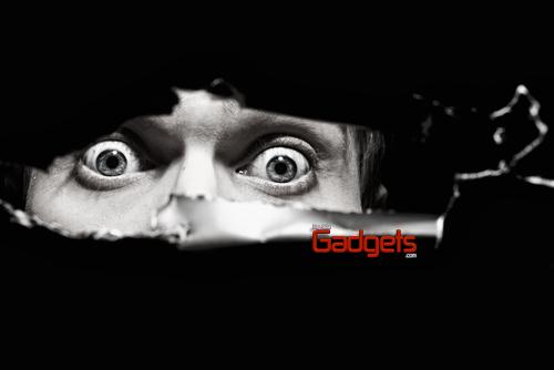 Son víctimas de espionaje usuarios de iPhone, BlackBerry y Gmail, revela Wikileaks