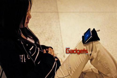 MovieWedge, soporte universal para Reproductores port&aacute;tiles