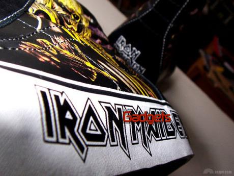Iron Maiden hace equipo con Vans