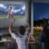 Los Proyectores Epson brindan la pantalla ideal para disfrutar en grande los eventos deportivos de 2024